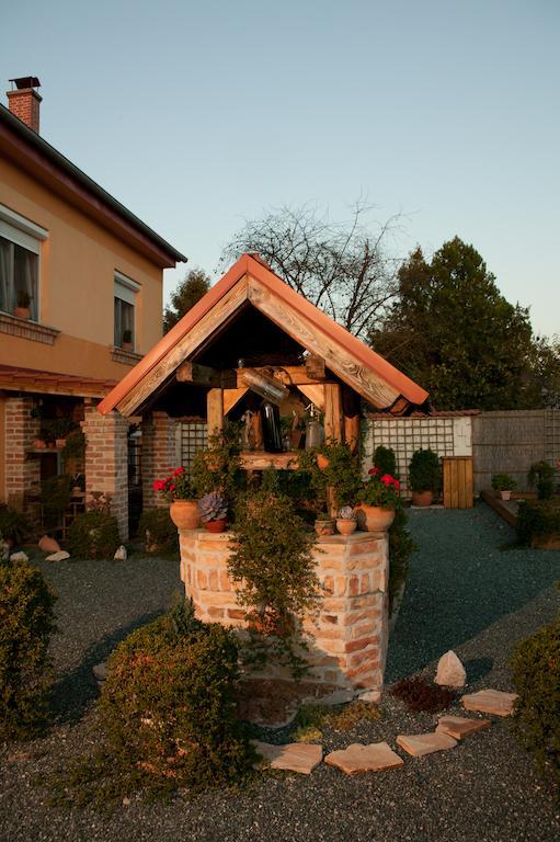 La Villa Pergola Szentgotthard Exterior photo
